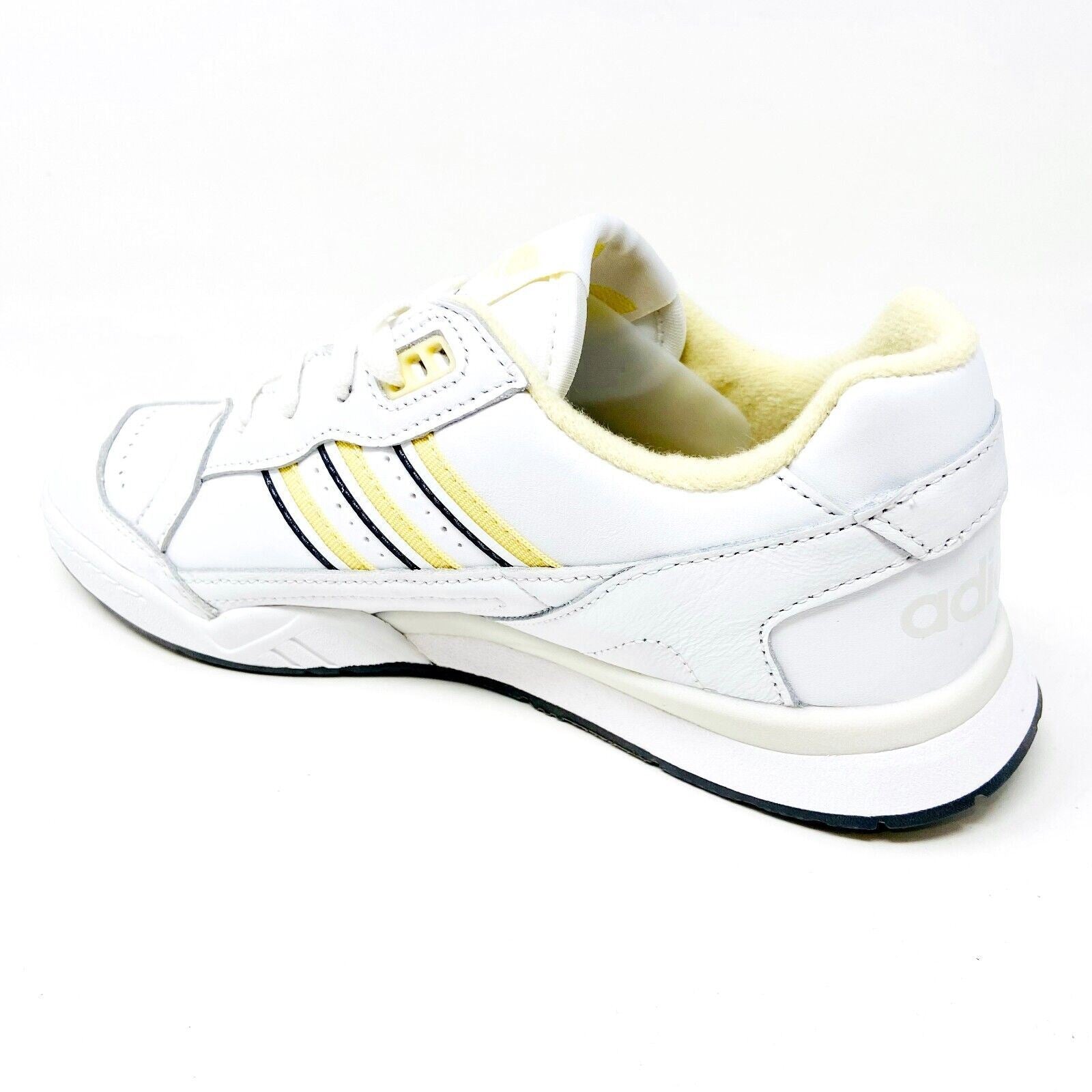 Adidas A.R. Trainer White Yellow Mens Size 8 Sneakers BD7840