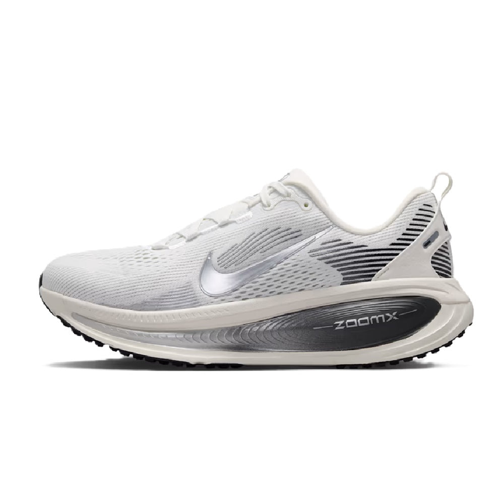 Women's  Nike Vomero 18 ESS Summit White/Metallic Silver (IO9915 101)